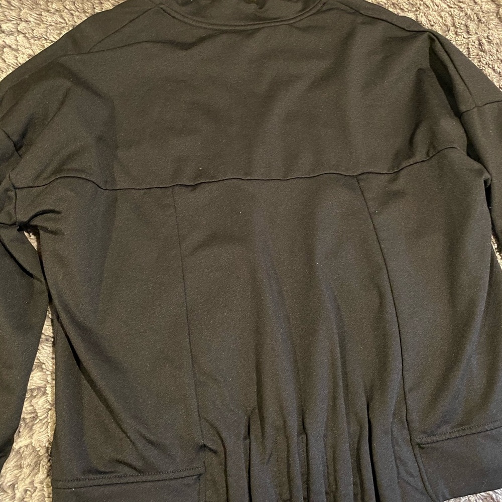 Fabletics sweater - Picture 2 of 2